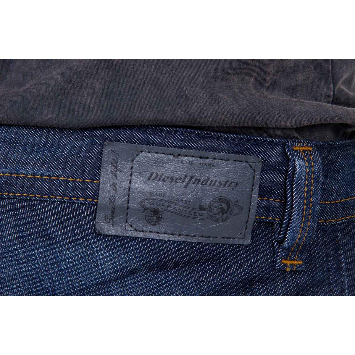 Diesel Jeans Uomo THAVAR 0842N L.32