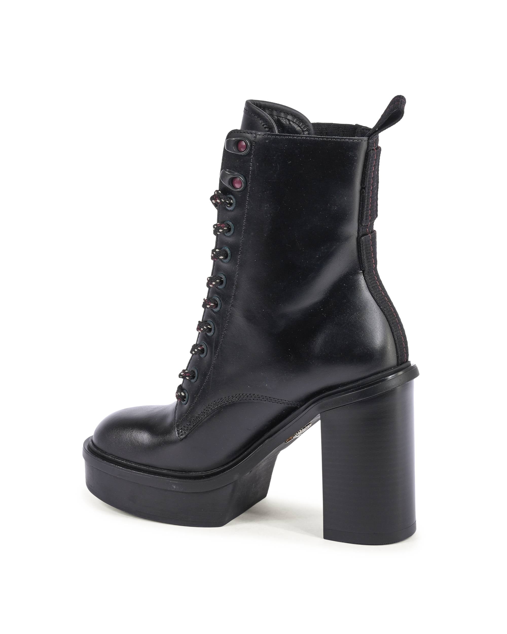 Tommy Hilfiger Stivali da donna NERO FW0FW07628BDS