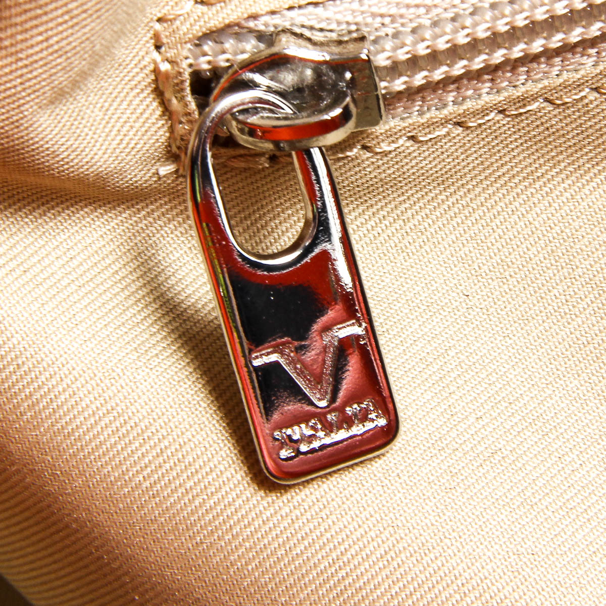 V 1969 Italia Womens Handbag V008-S RUGA ROSSO