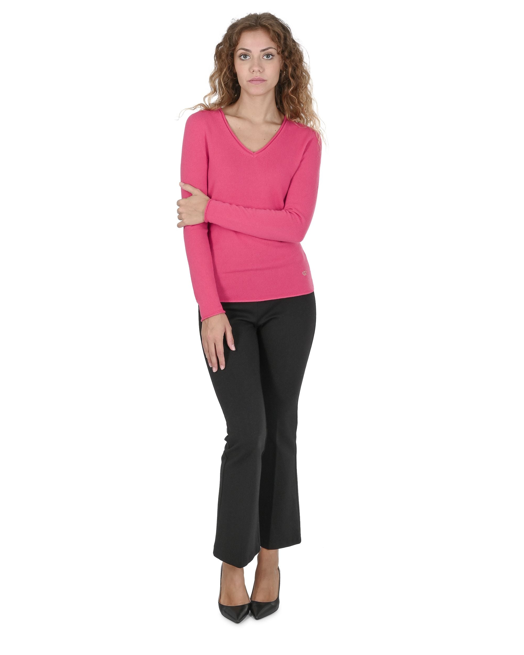 Maglione da donna in cashmere con scollo a V Crown of Edinburgh COE 0022 ROSSO FRAGOLA