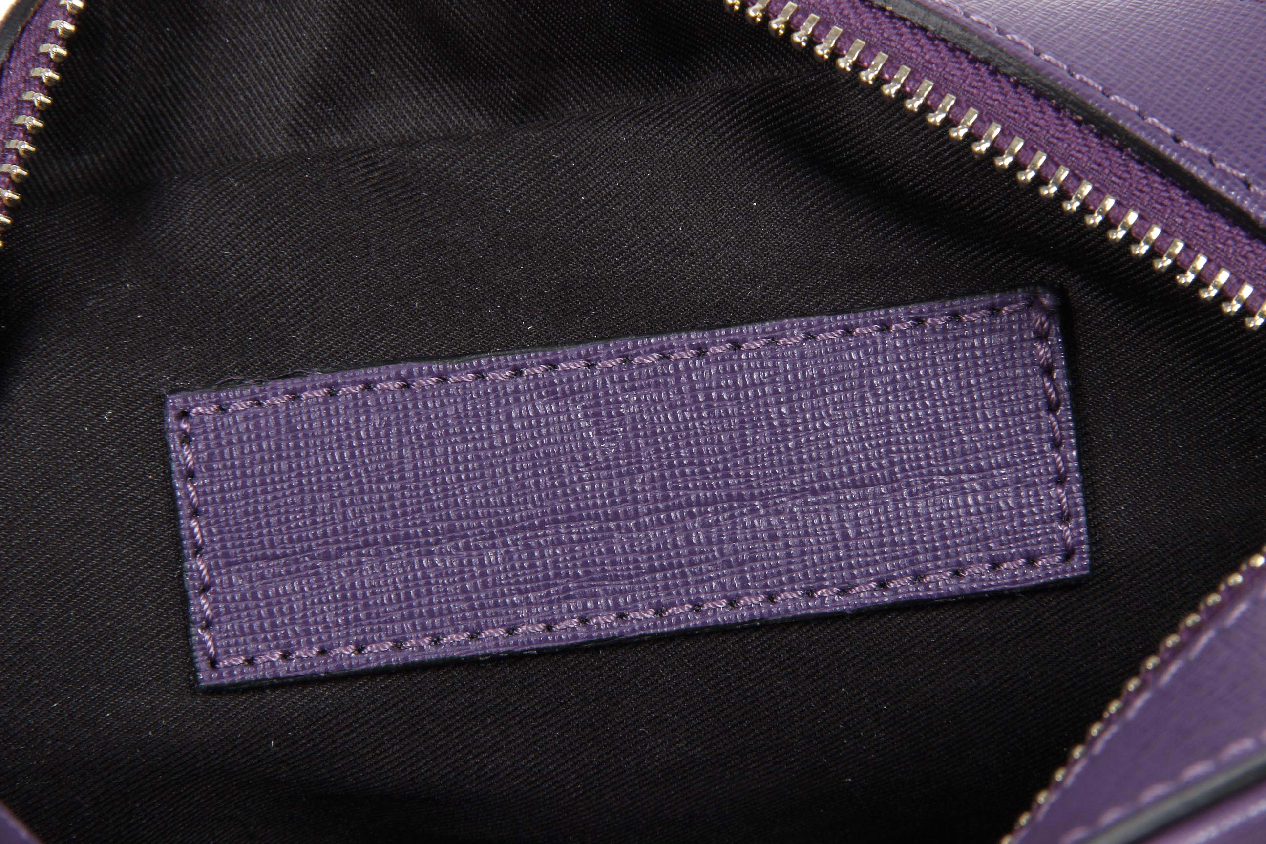 V 1969 Italia Borsa da donna V001 SAFFIANO VIOLA