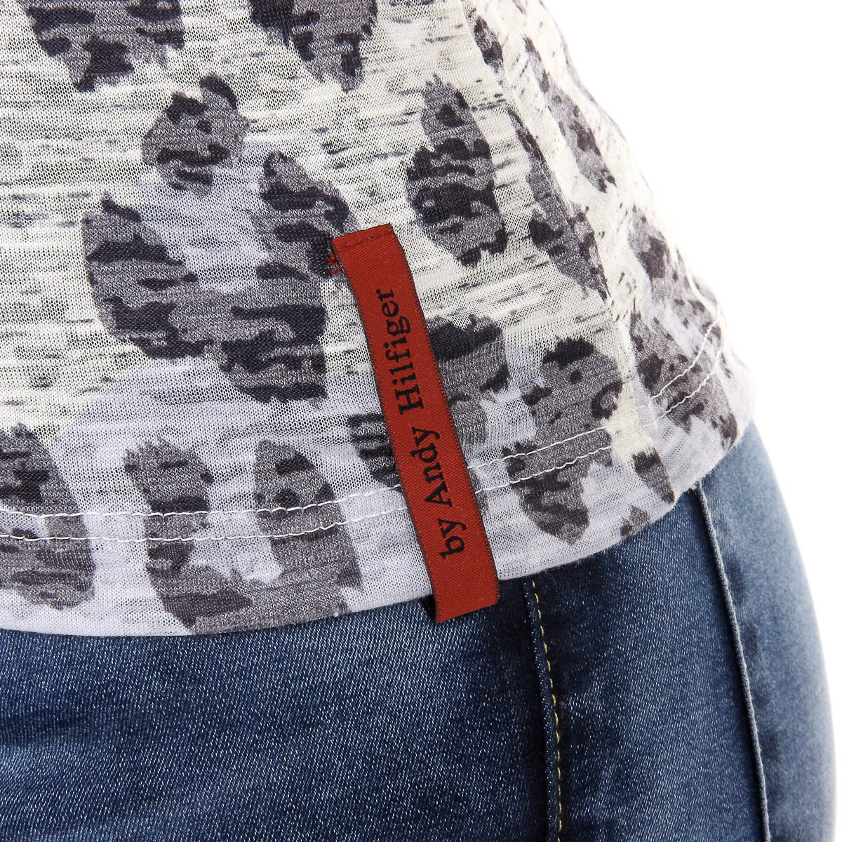 Andrew Charles T-shirt da donna a maniche corte con scollo tondo gialla MAYA