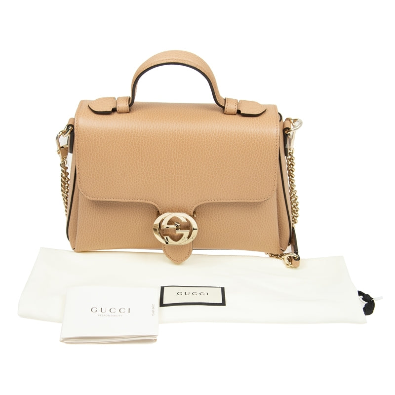 Borsa Gucci Interlocking in pelle con catena beige