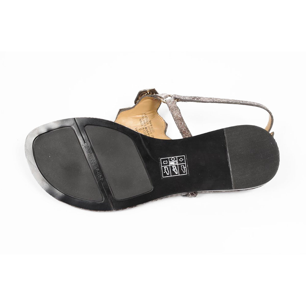 Nine West Sandalo piatto con cinturino posteriore da donna NWWALID MARRONE MULTICOLORE