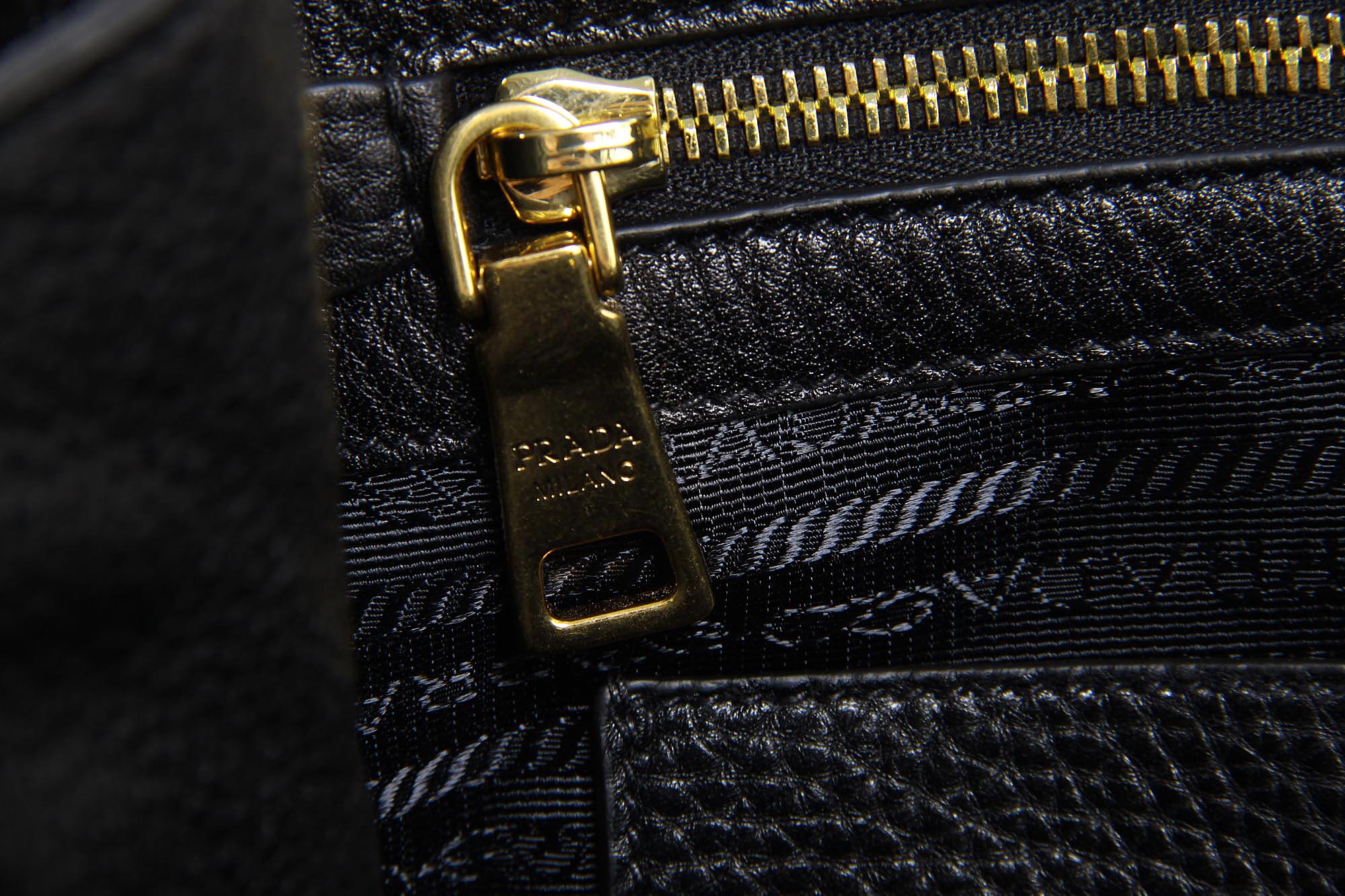 Borsa tote hobo Prada BN2534 Nero Vitello Daino