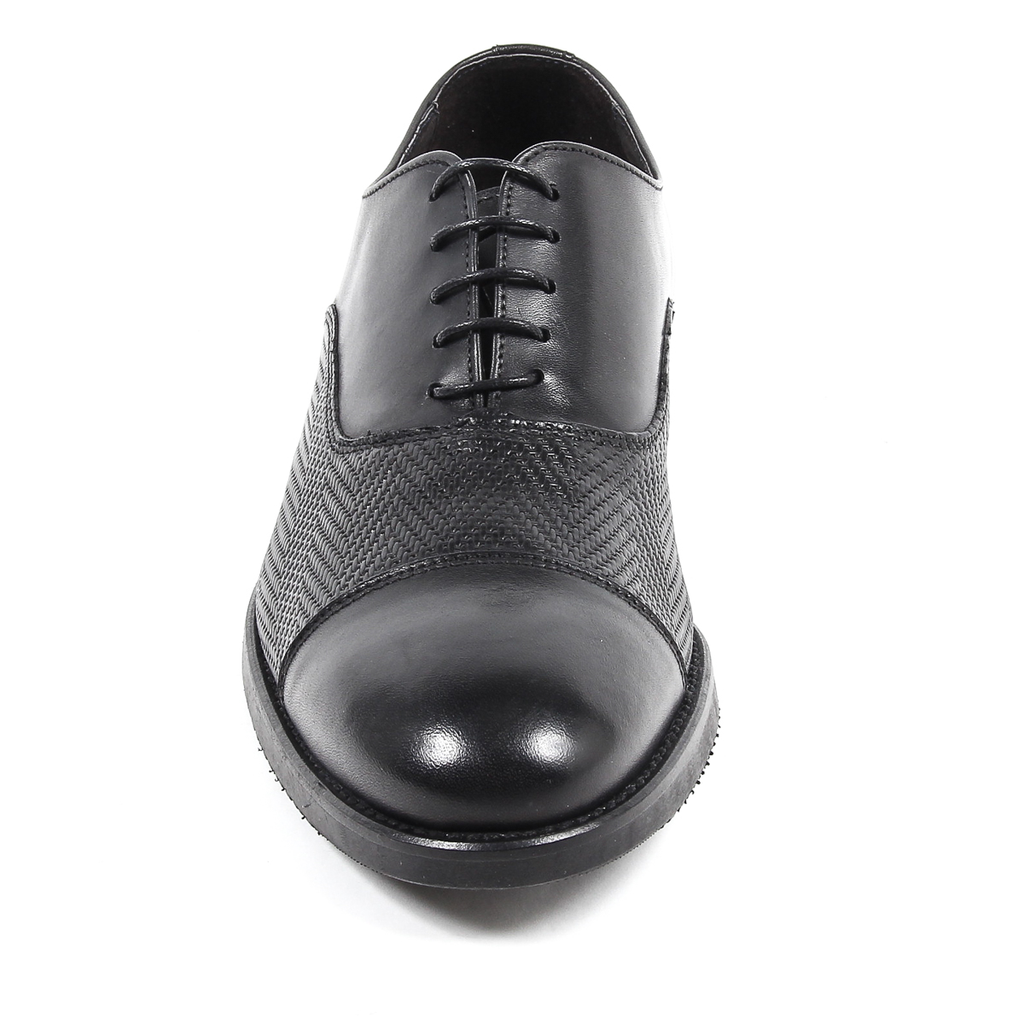 Scarpa classica da uomo V 1969 Italia