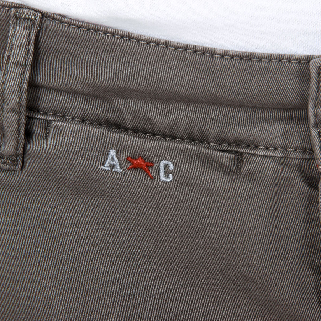 Pantaloni da uomo Andrew Charles marroni AMARA