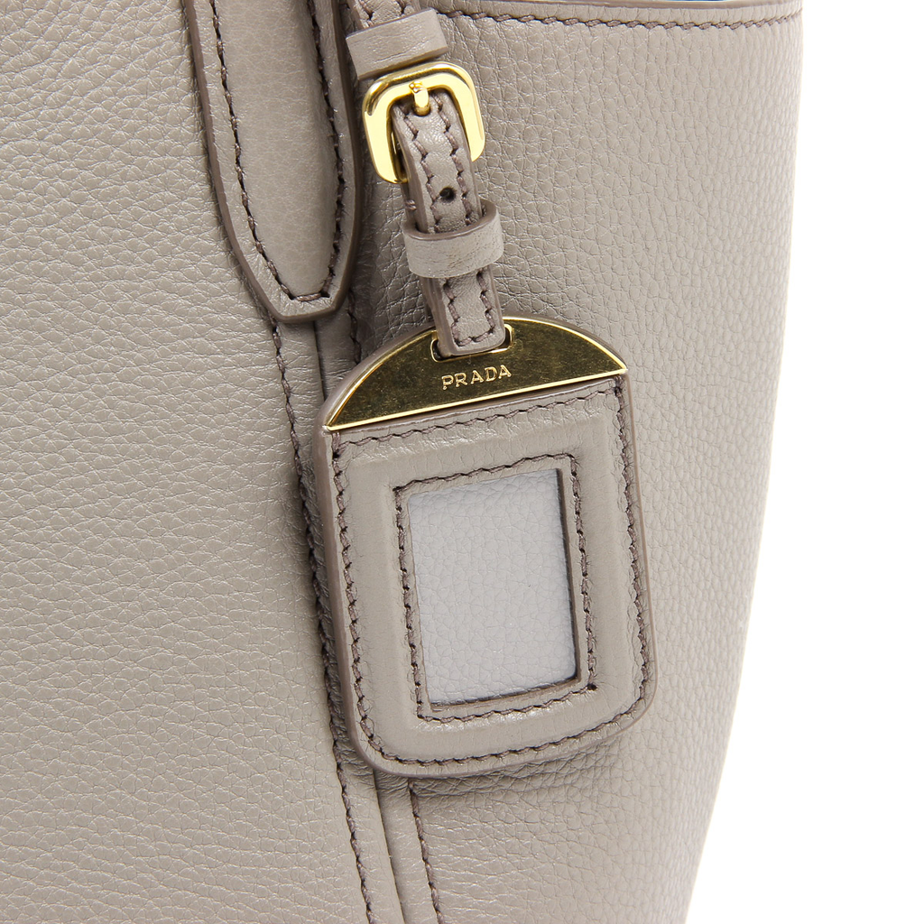 Borsa a mano Prada da donna 1BG113 UWL F0572 ARGILLA VIT DAINO