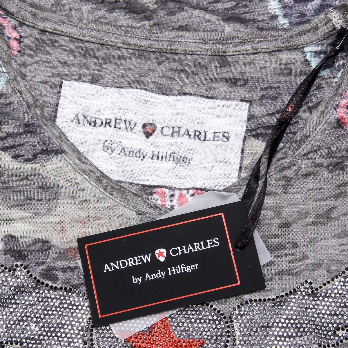 Andrew Charles T-shirt da donna a maniche corte con scollo a V verde scuro STELLA