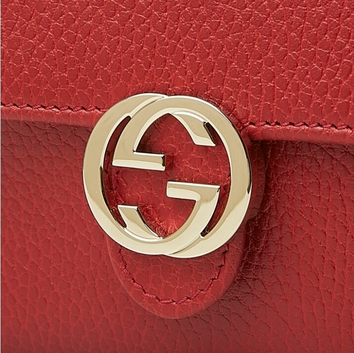 Portafoglio piccolo Gucci in pelle Interlocking rosso