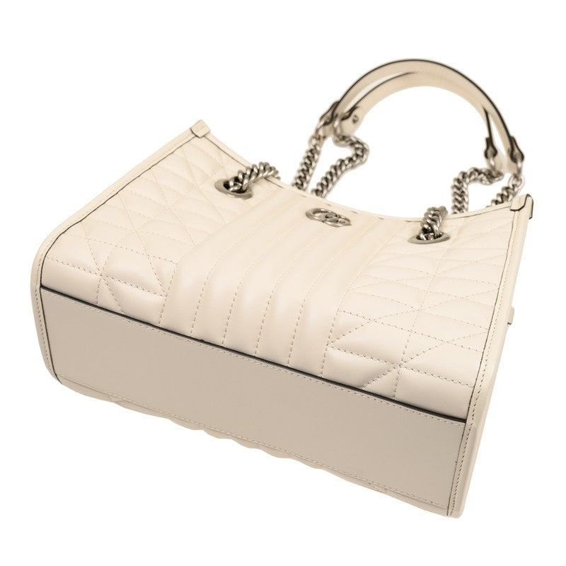 Borsa a tracolla Gucci Marmont GG in pelle trapuntata bianca