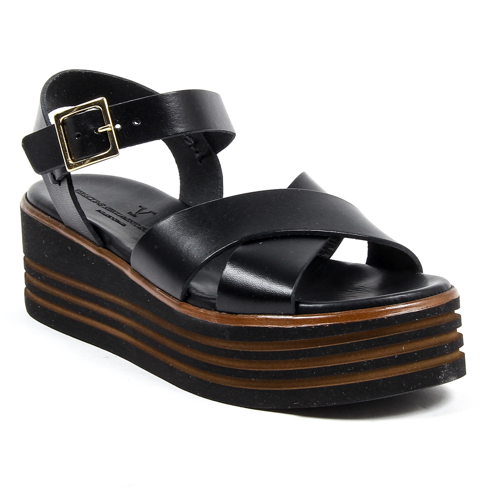 Sandalo flatform da donna V 1969 Italia
