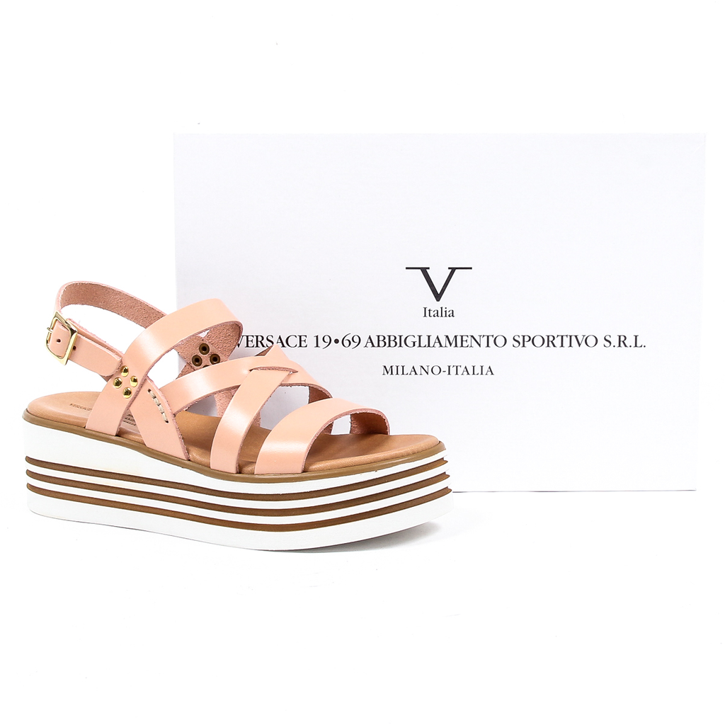 Sandalo flatform da donna V 1969 Italia