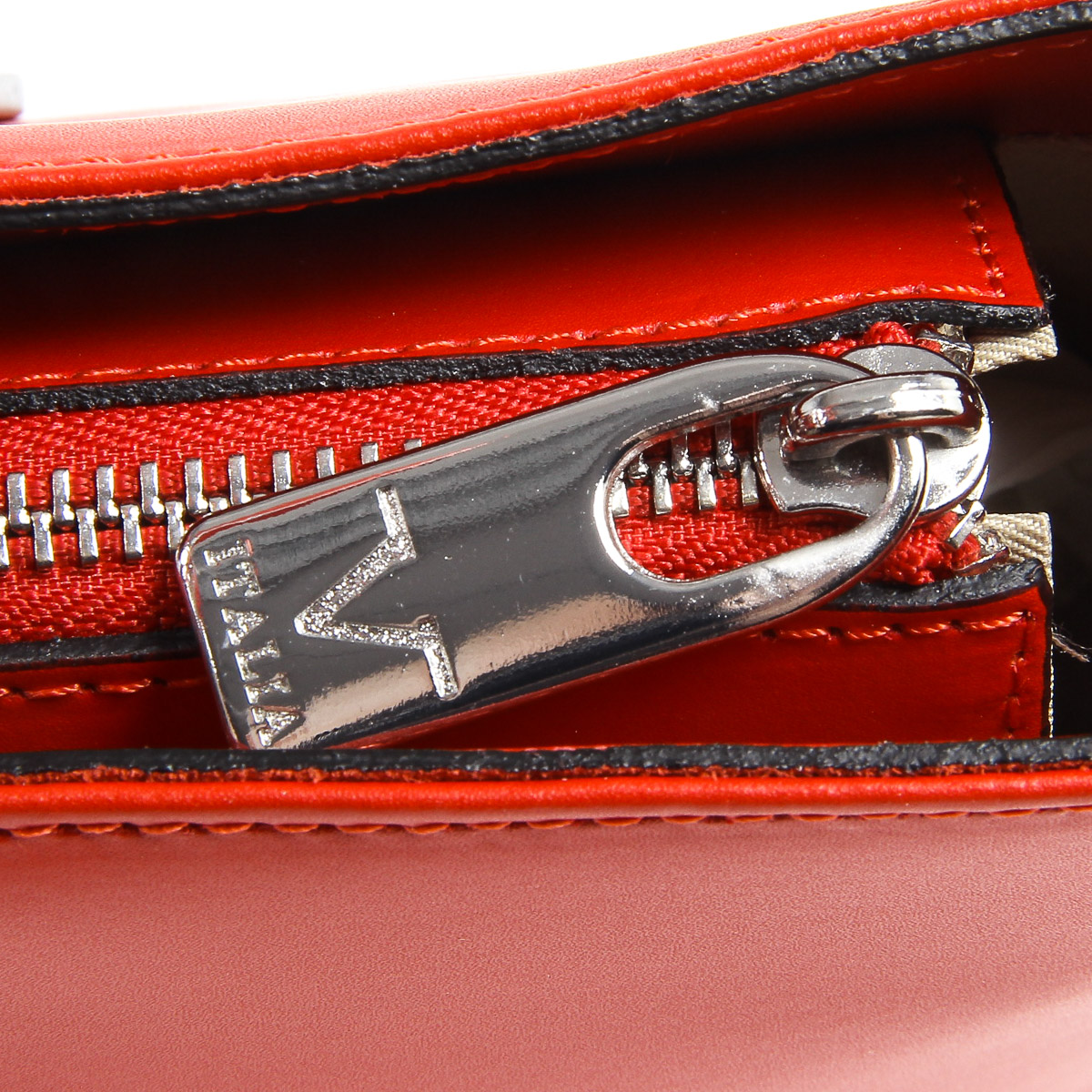 V 1969 Italia Womens Handbag V009-S RUGA ROSSO