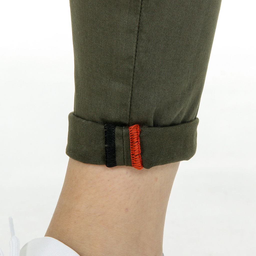 Pantaloni da donna Andrew Charles verdi CLAIRE
