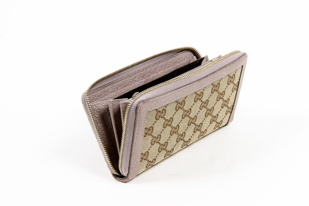 Borsa Gucci da donna in tela GG con frange di bambù e cerniera