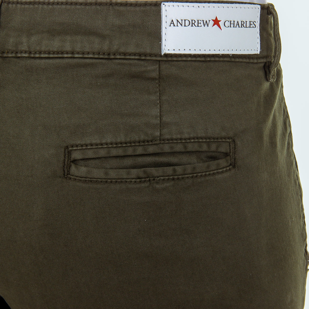 Andrew Charles Pantaloncini da donna verdi SAFIA