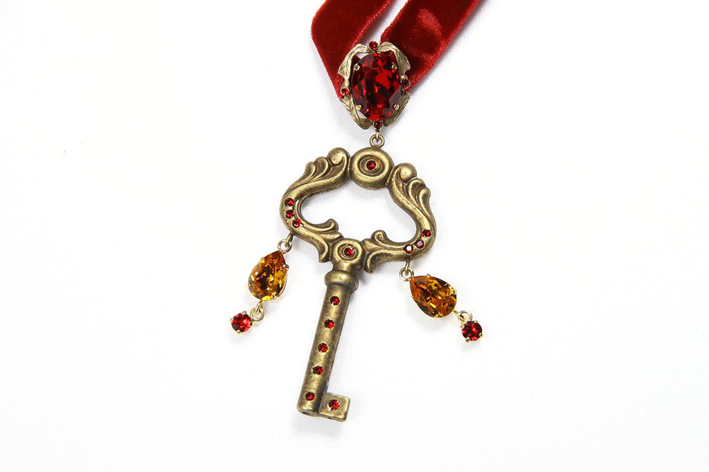 Collana Dolce & Gabbana con ciondolo chiave WNG6C1 W0001 ZOO00