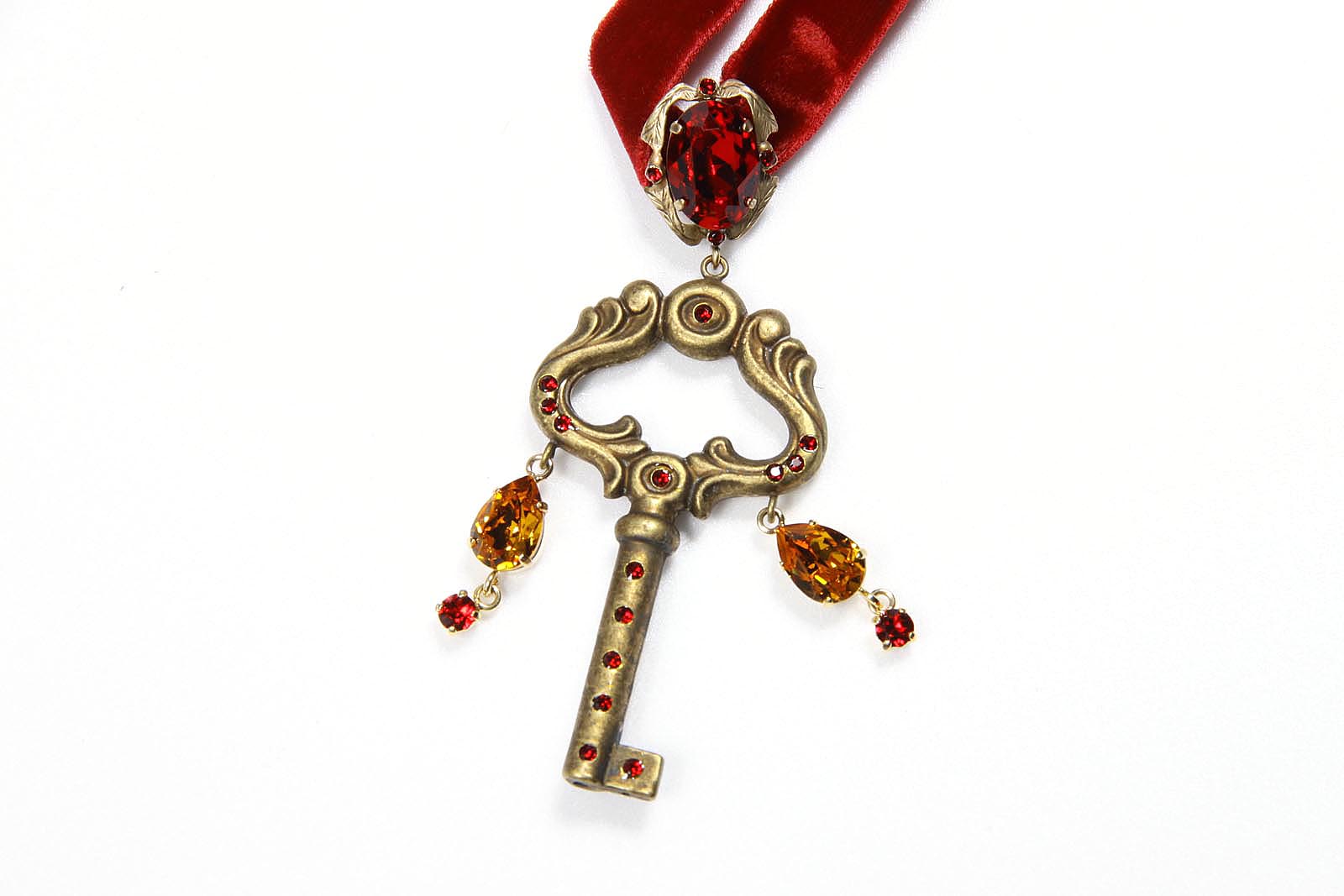 Collana Dolce & Gabbana con ciondolo chiave WNG6C1 W0001 ZOO00