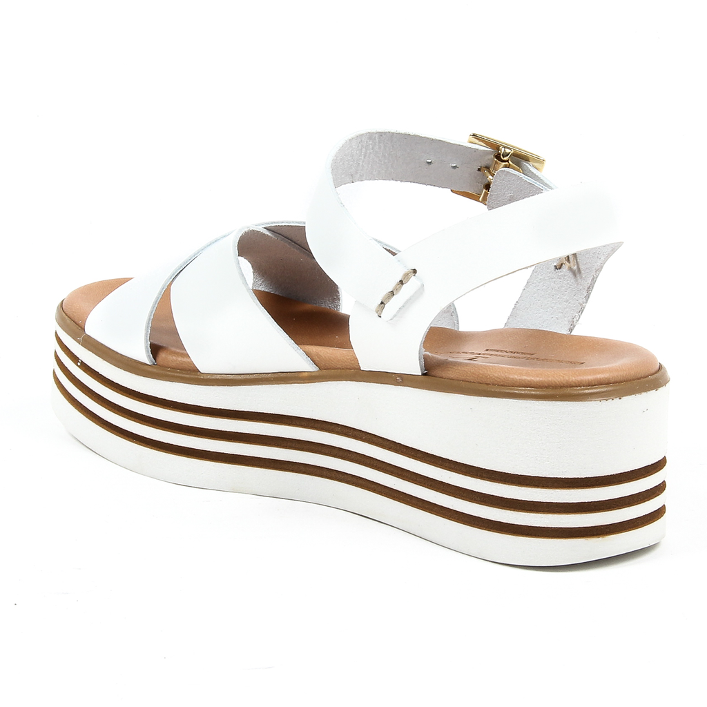 Sandalo flatform da donna V 1969 Italia