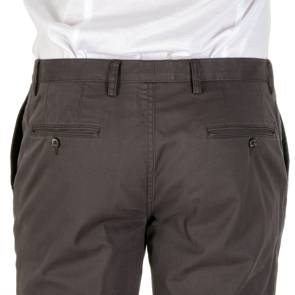 Pantaloni da uomo Hugo Boss marroni STANINO