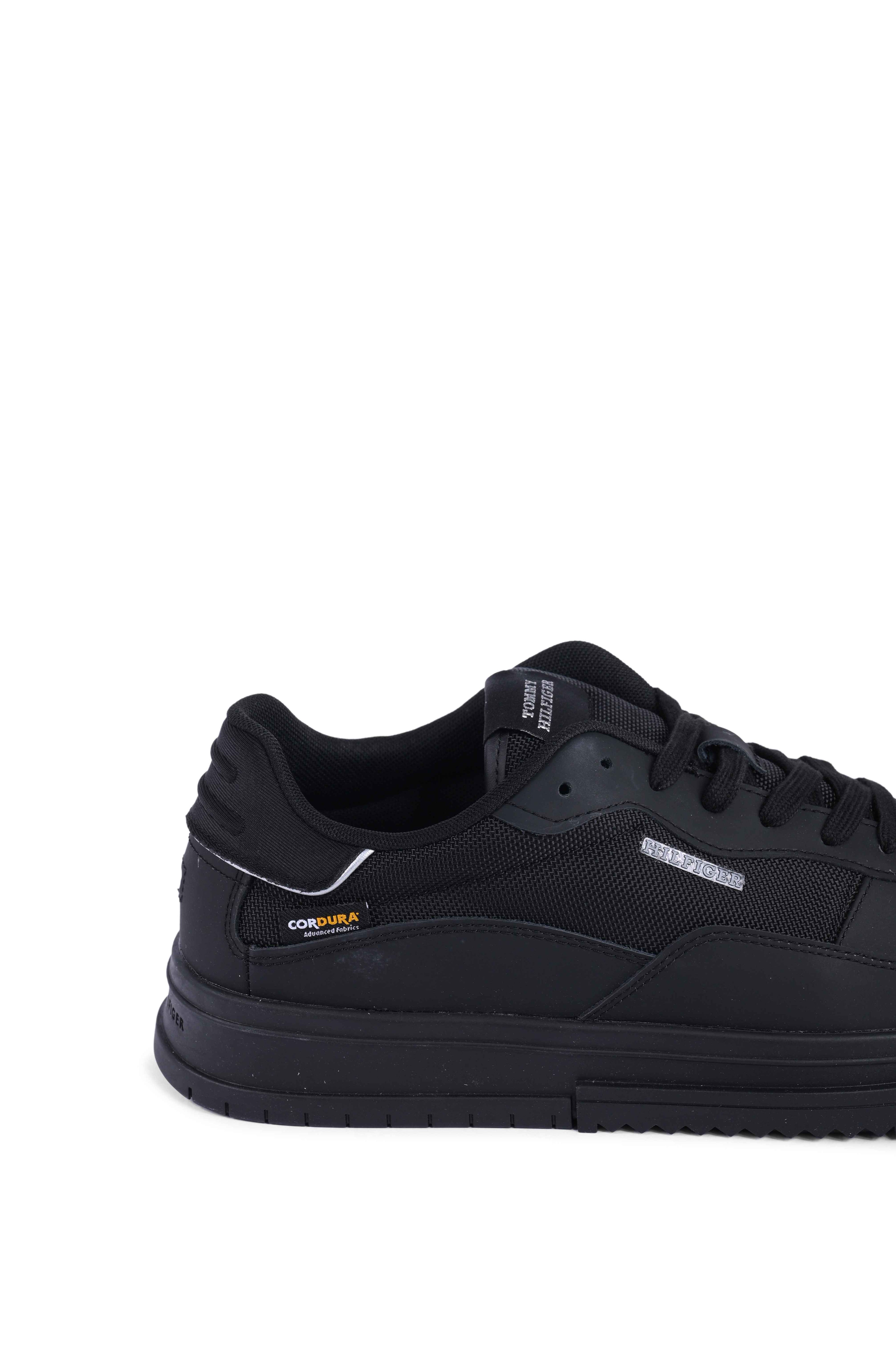 Tommy Hilfiger Sneaker da uomo nera FM0FM048260GQ