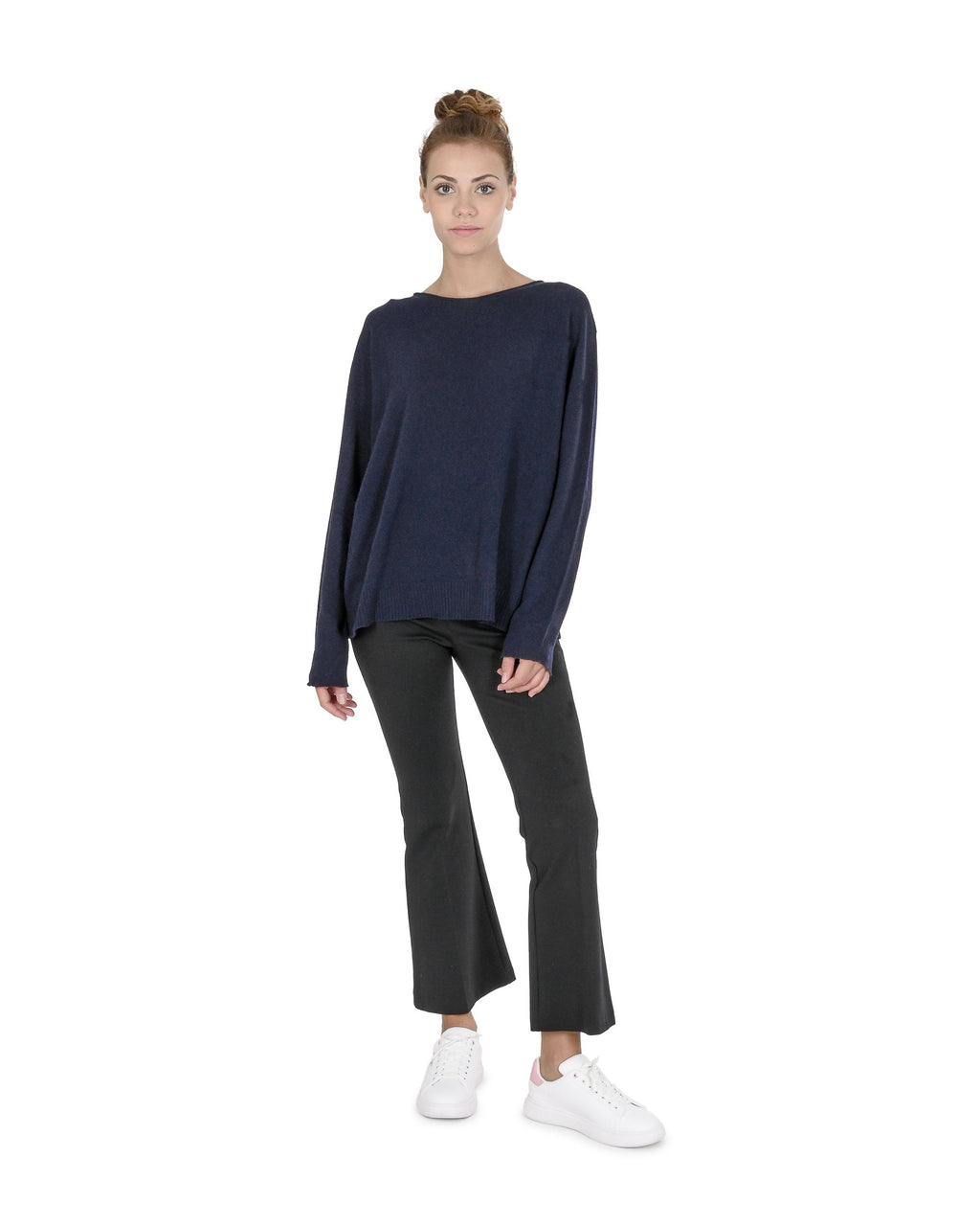 Maglione oversize con scollo a barca da donna in cashmere Crown of Edinburgh COE 008 BLU NAVY