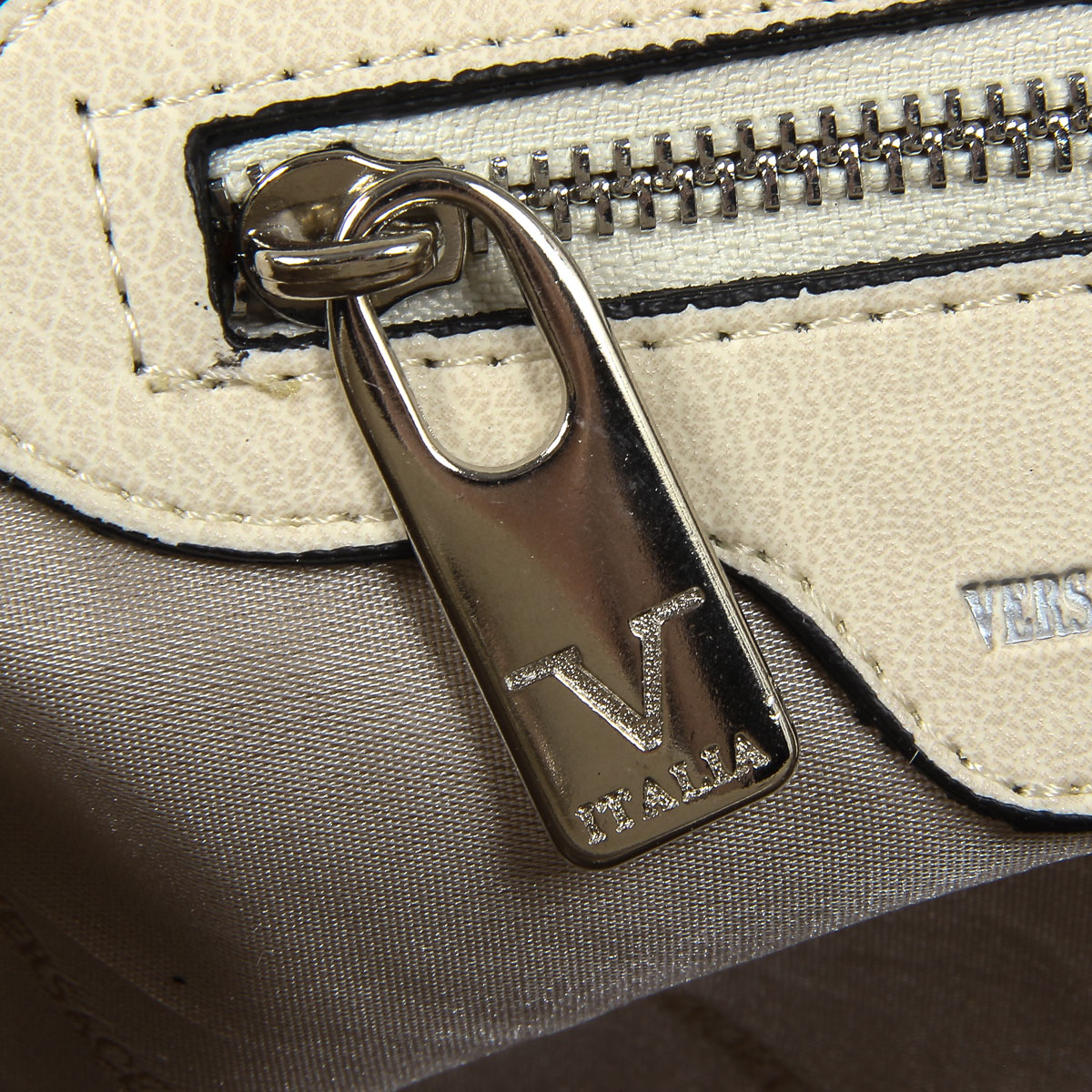 Borsa da donna V 1969 Italia