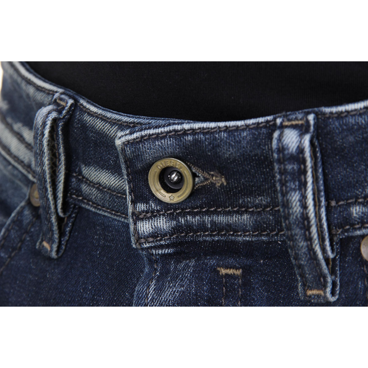 Jeans da uomo Diesel BUSTER 0833F L.34