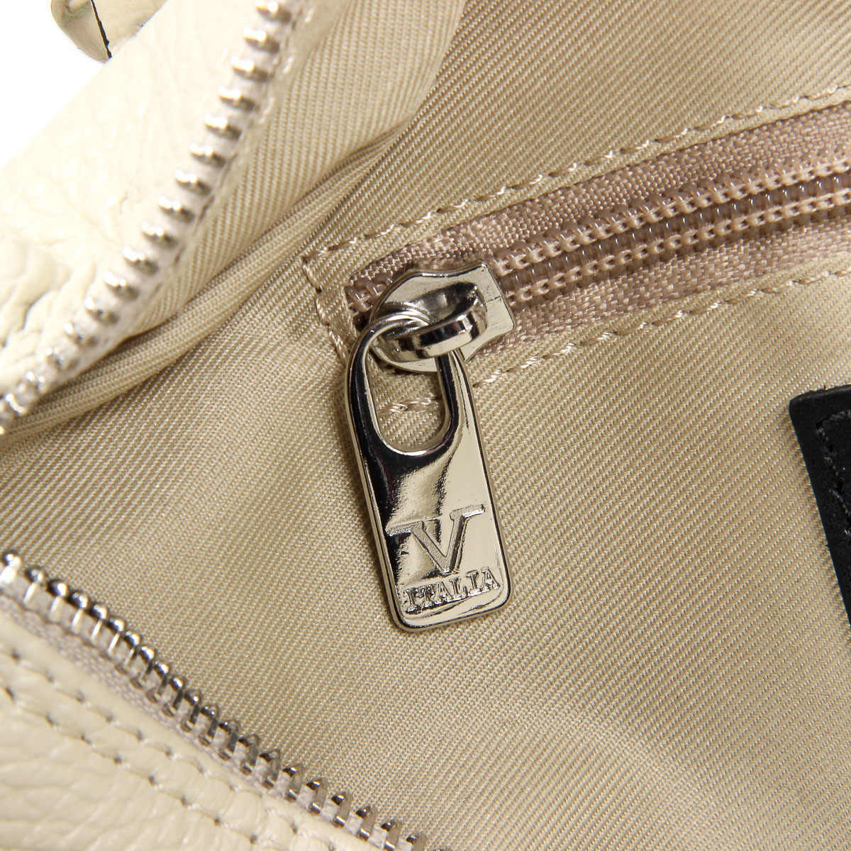Borsa da donna V 1969 Italia