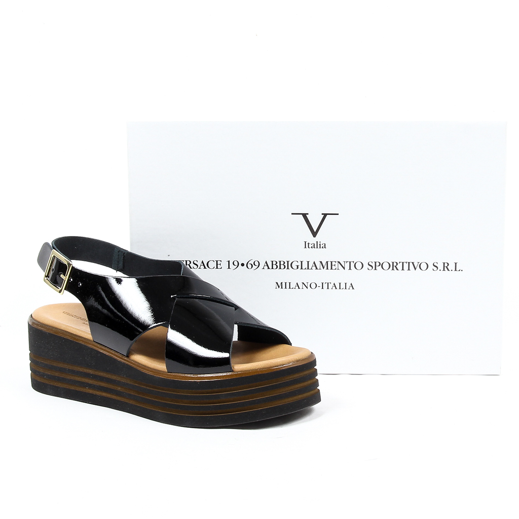 Sandalo flatform da donna V 1969 Italia