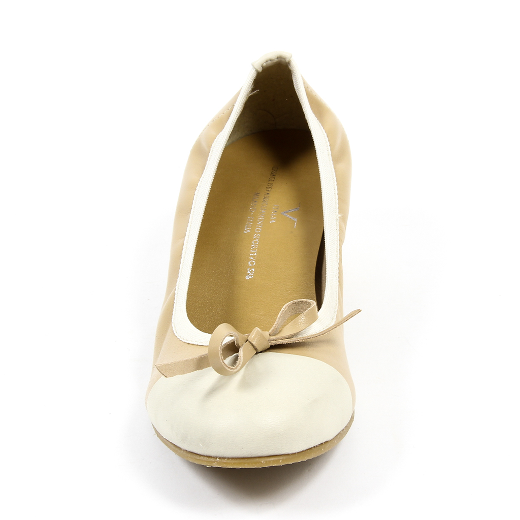 V 1969 Italia Ballerina con tacco da donna