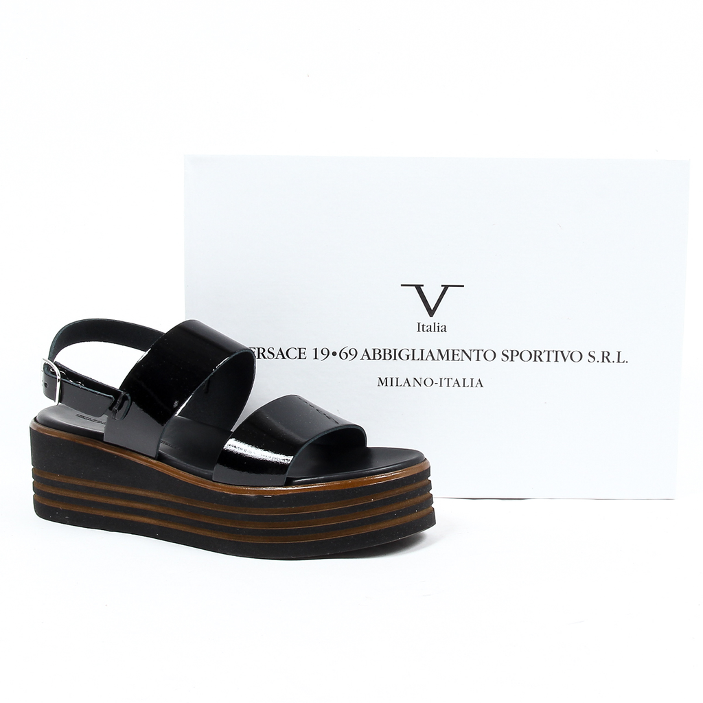 Sandalo flatform da donna V 1969 Italia