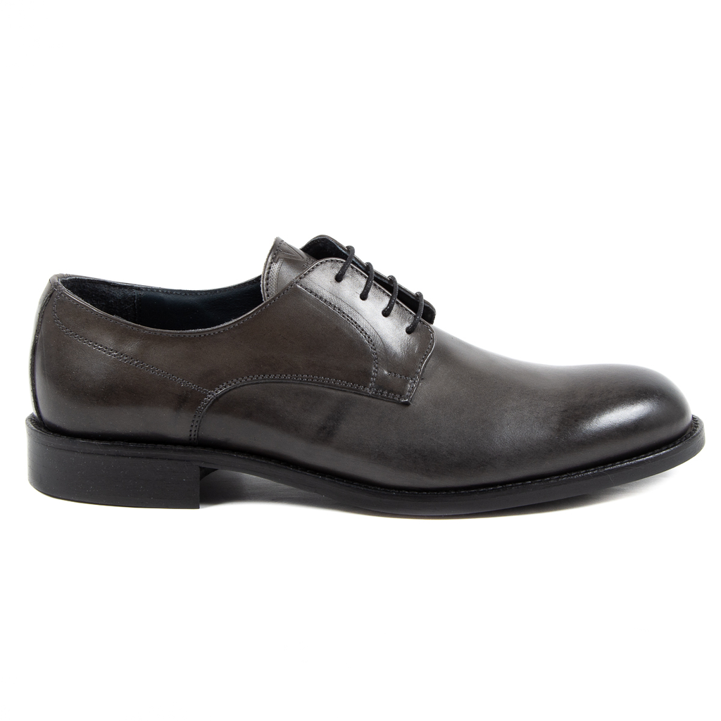 Scarpa stringata da uomo V 1969 Italia